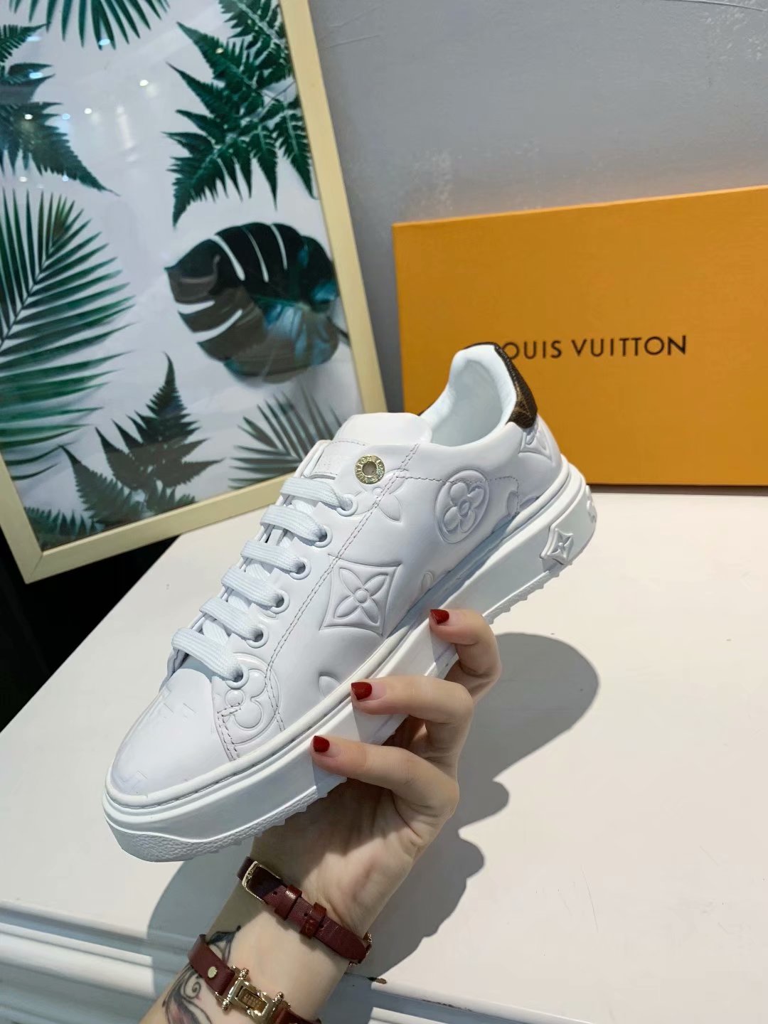 The Bags Vibe - New Arrival Louis Vuitton Sneaker 219