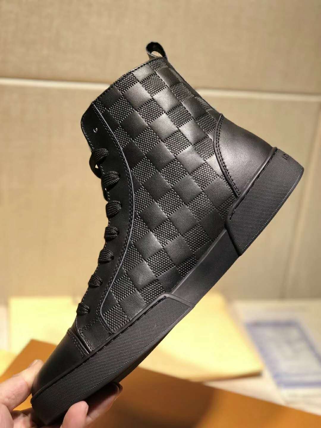 The Bags Vibe - New Arrival Louis Vuitton Sneaker 073