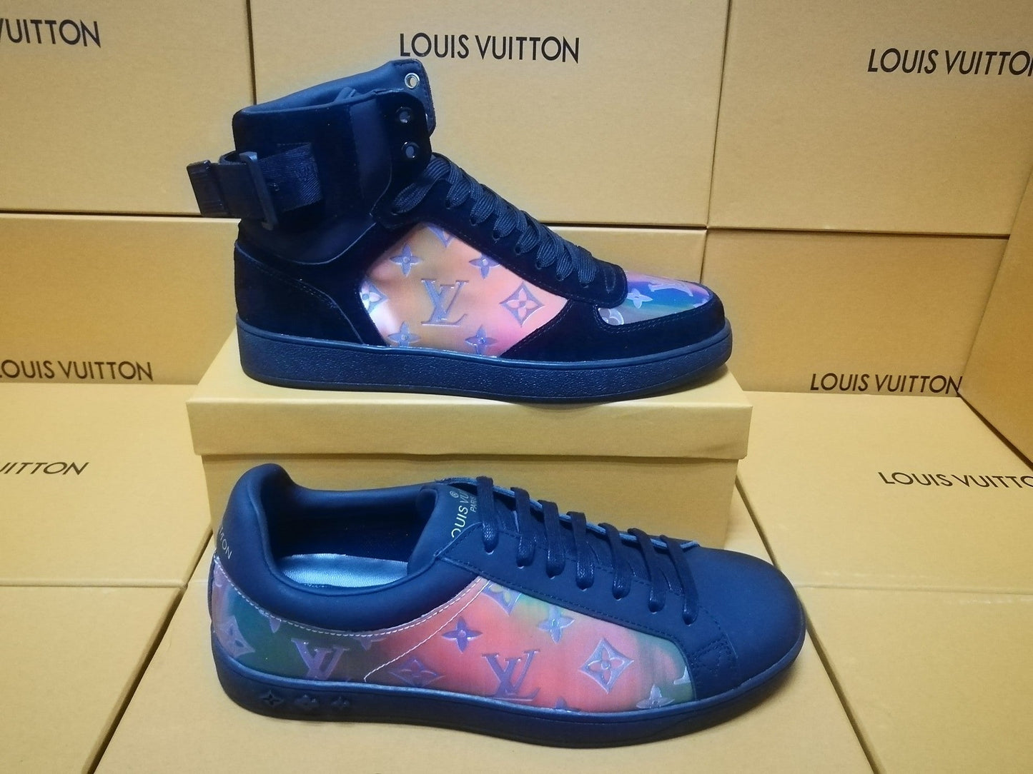 The Bags Vibe - Louis Vuitton Rivoli Blue Sneaker