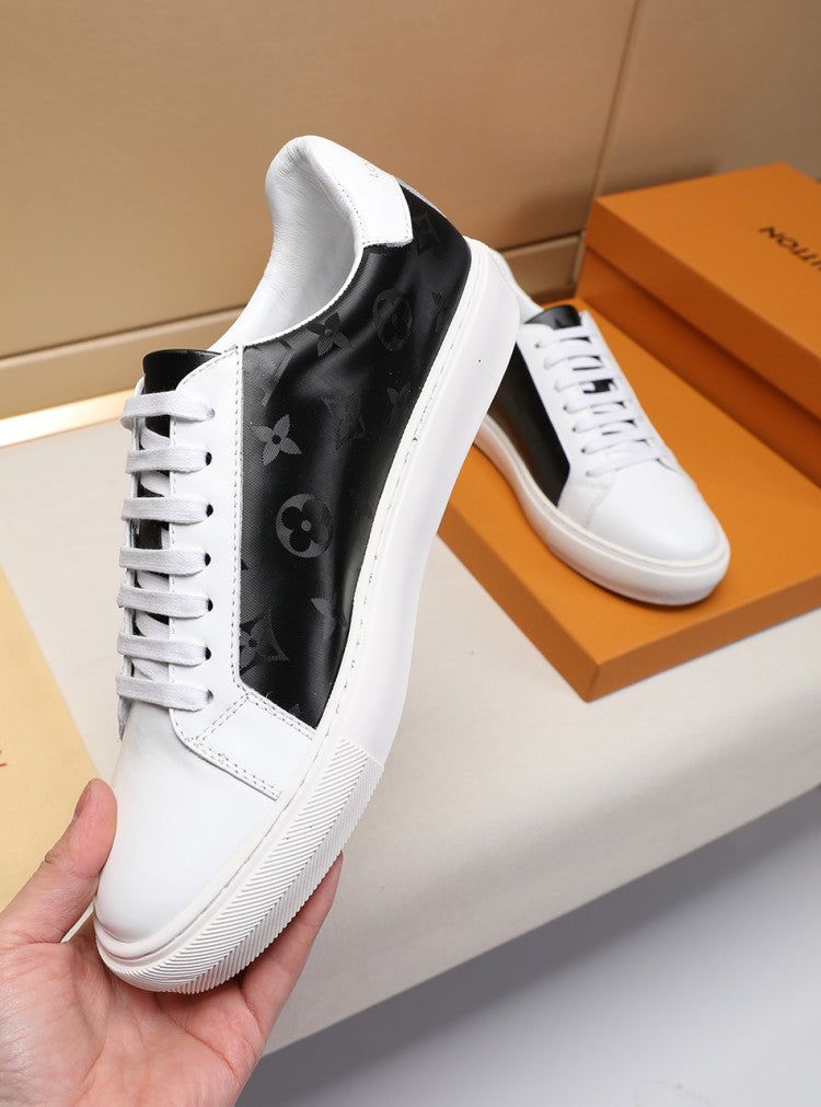 The Bags Vibe - Louis Vuitton White and Gray Sneaker