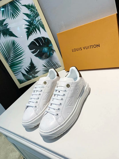 The Bags Vibe - New Arrival Louis Vuitton Sneaker 219