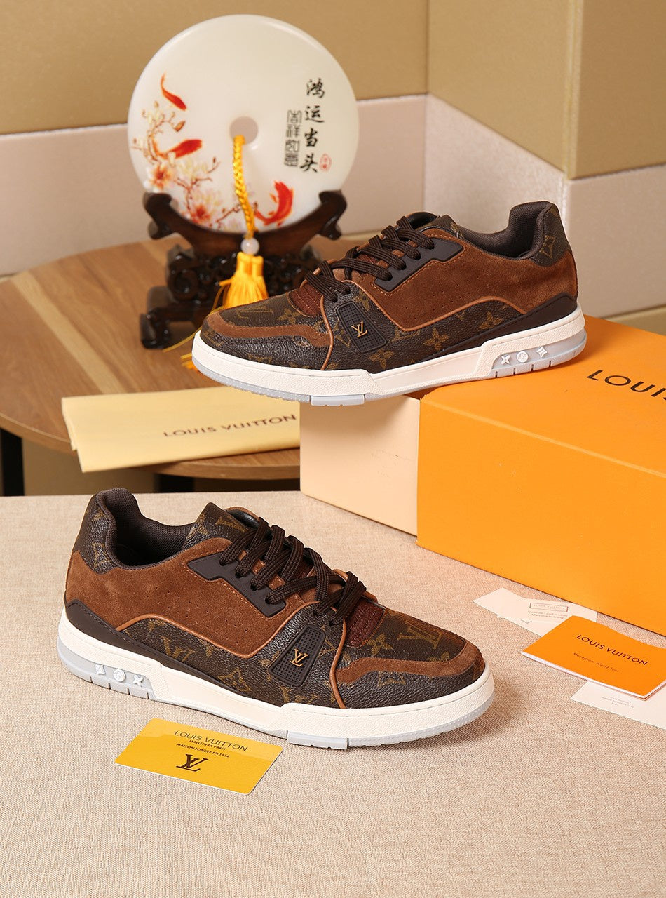 The Bags Vibe - Louis Vuitton Traners Vert Brown Sneaker