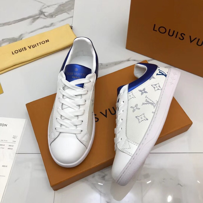 The Bags Vibe - New Arrival Louis Vuitton Sneaker 050