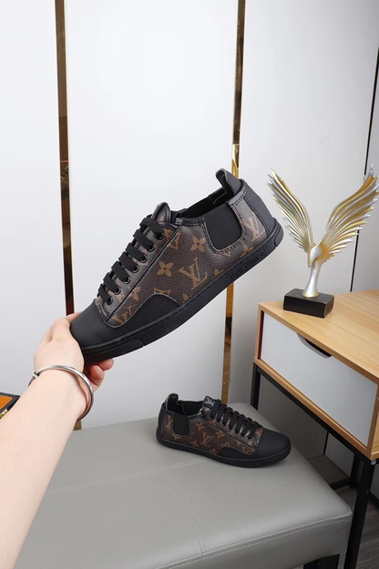 The Bags Vibe - New Arrival Louis Vuitton Sneaker 052