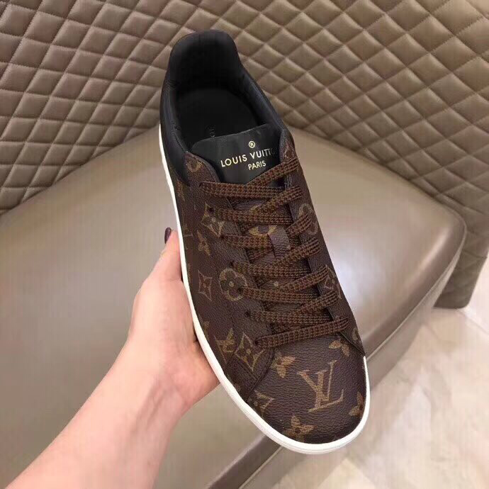 The Bags Vibe - New Arrival Louis Vuitton Sneaker 061