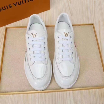 The Bags Vibe - Louis Vuitton Traners Vert White Sneaker