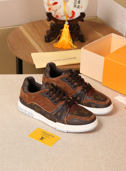 The Bags Vibe - Louis Vuitton Traners Vert Brown Sneaker