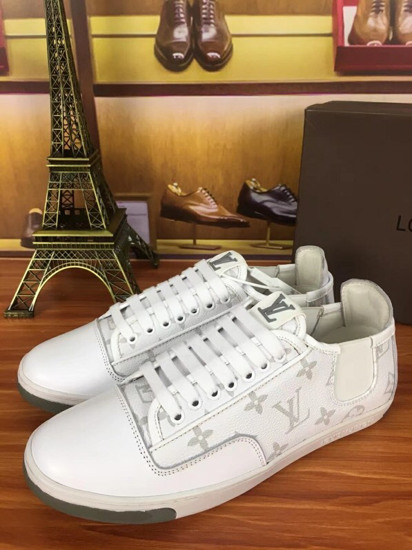 The Bags Vibe - New Arrival Louis Vuitton Sneaker 046