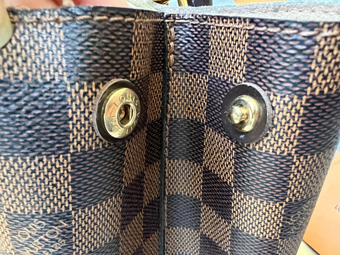 Louis Vuitton Kensington Tote Damier Ebene