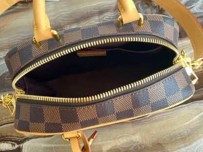 Louis Vuitton Vaslisette Soupe BB Bag