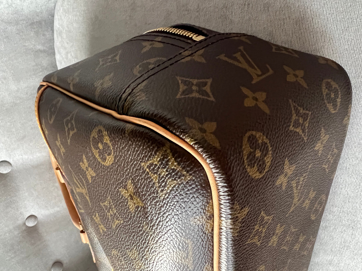 Louis Vuitton Deauville Monogram