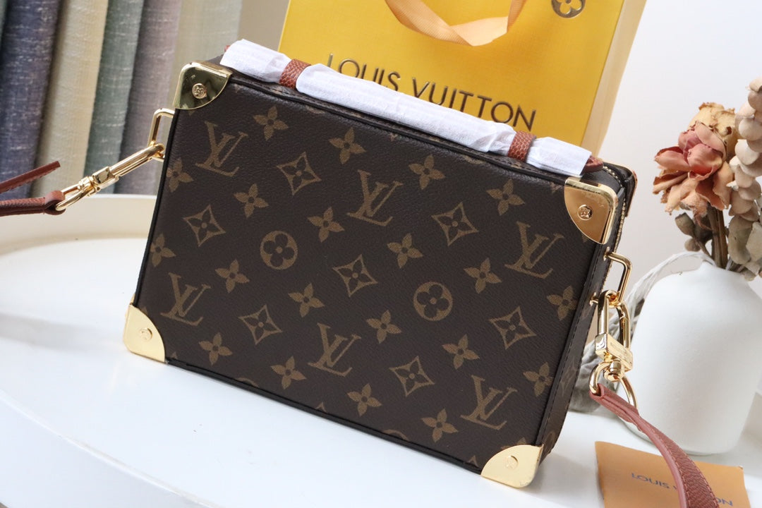 Louis Vuitton X NBA Handle Trunk Bag