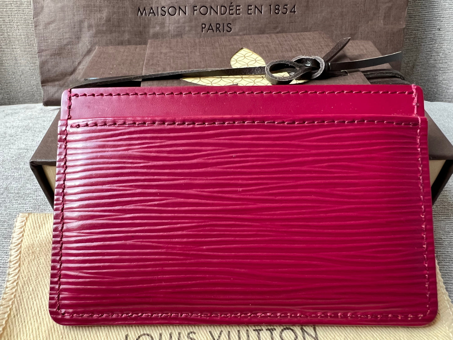 Louis Vuitton Card Holder Fuchsia Epi (RRP £205)