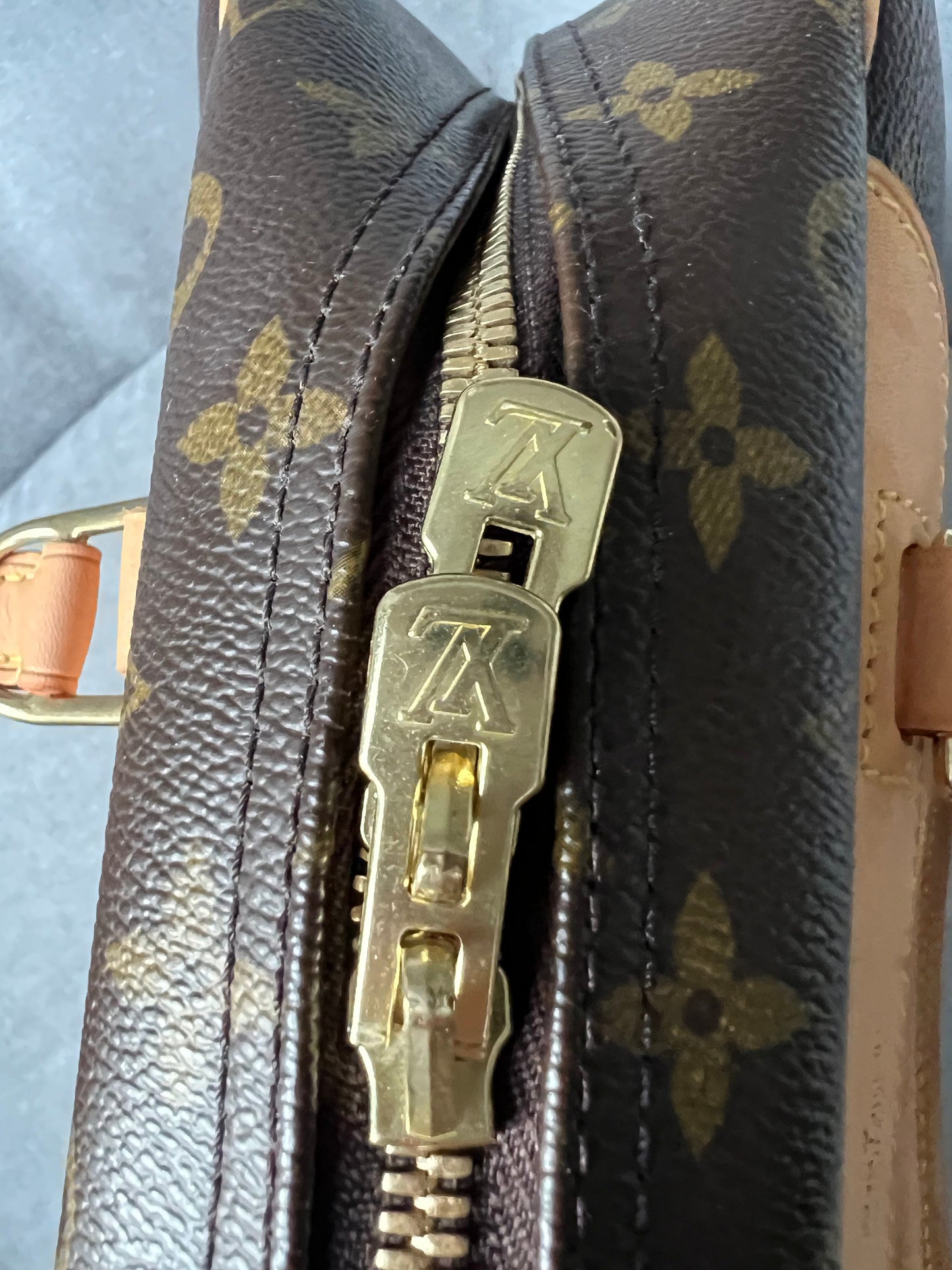 Louis Vuitton Deauville Monogram