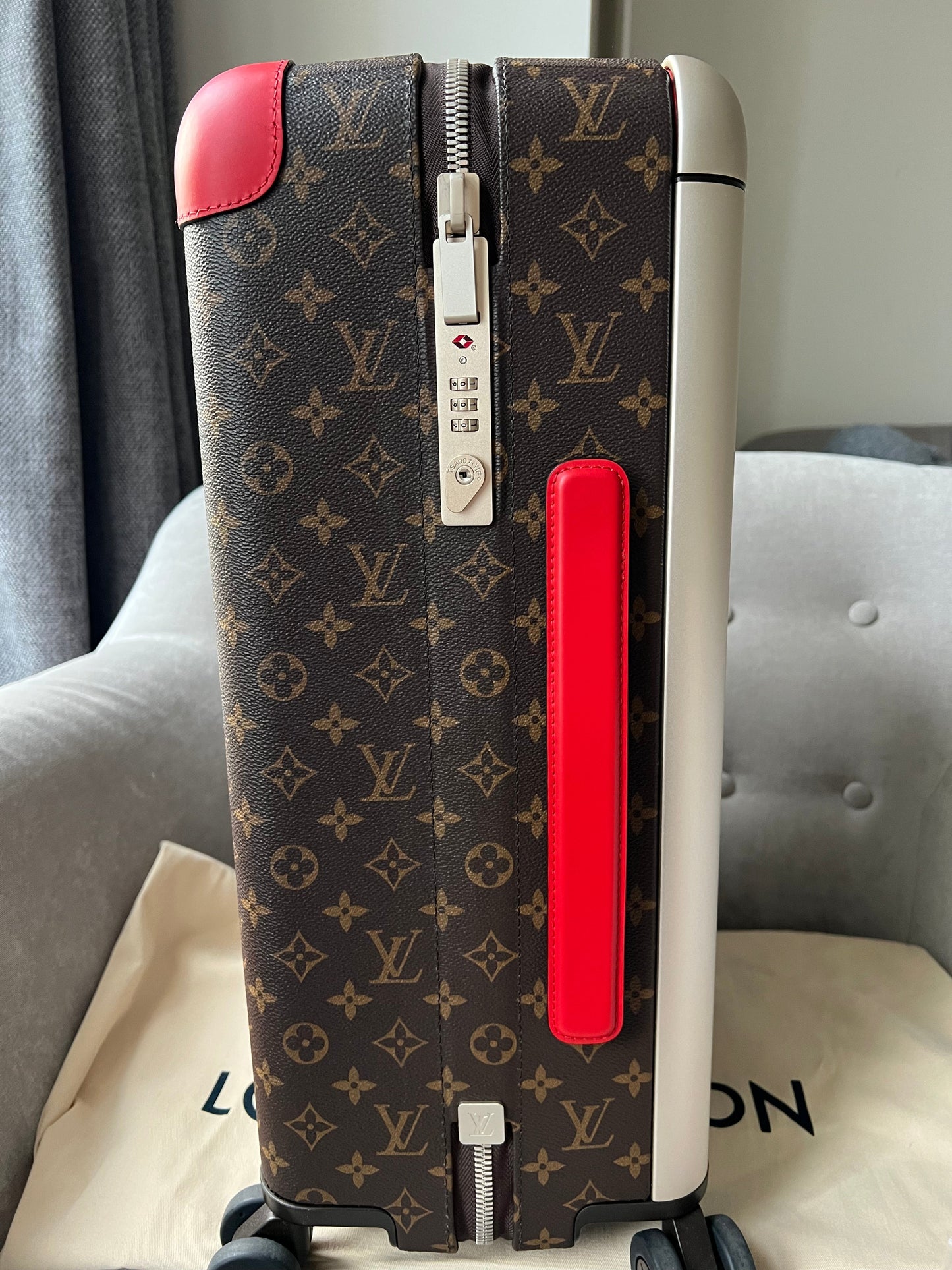 Louis Vuitton Horizon 50 Suitcase Monogram and Coquelicot (RRP £2,380)