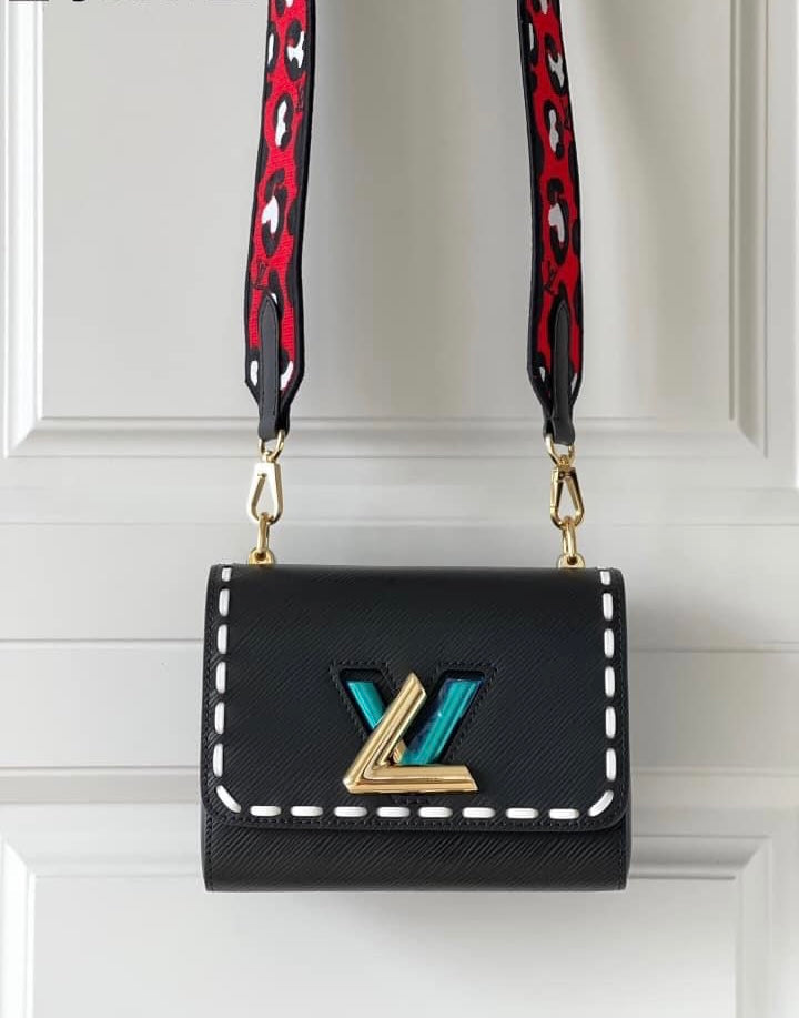 Louis Vuitton Twist Pm handbags