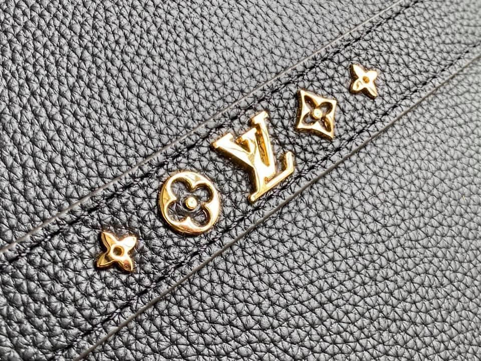 Louis Vuitton Cruiser PM bag