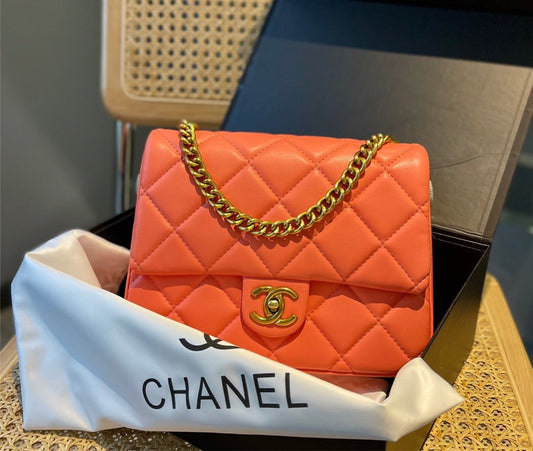 New Chanel woman shoulder handbag