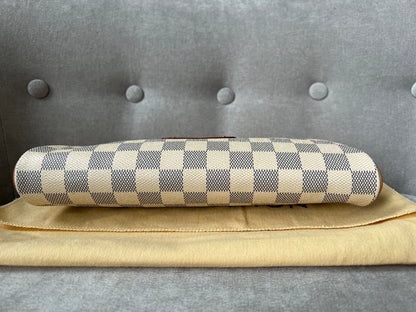 Louis Vuitton Eva Clutch Damier Azur