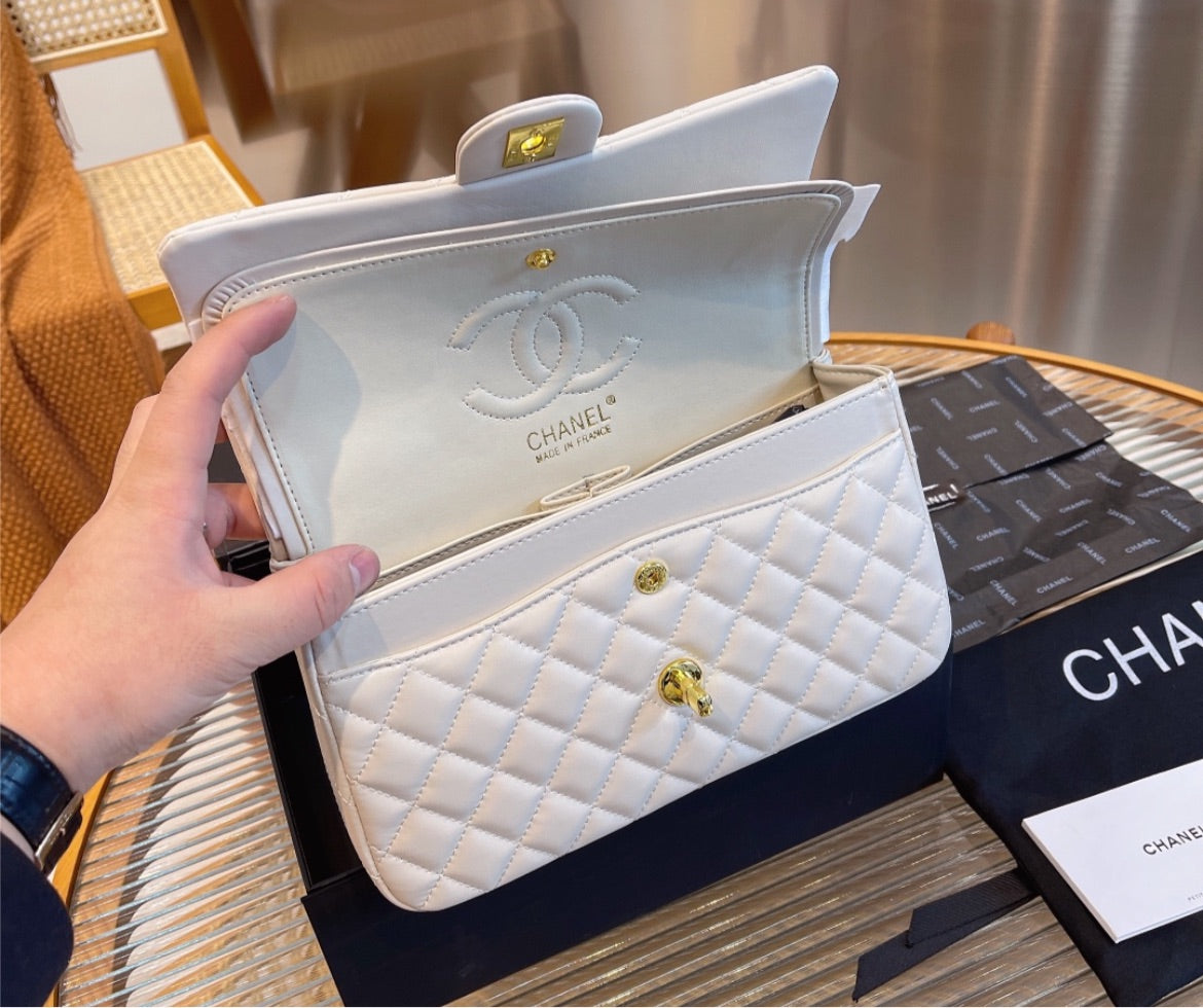 New woman Chanel Handbag