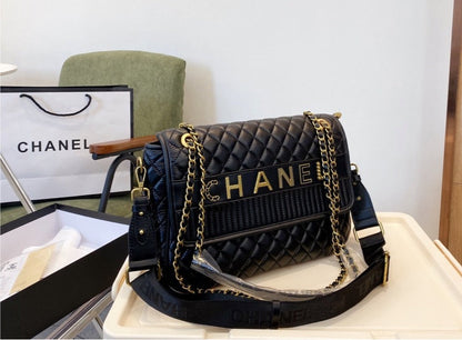 New Chanel woman handbag