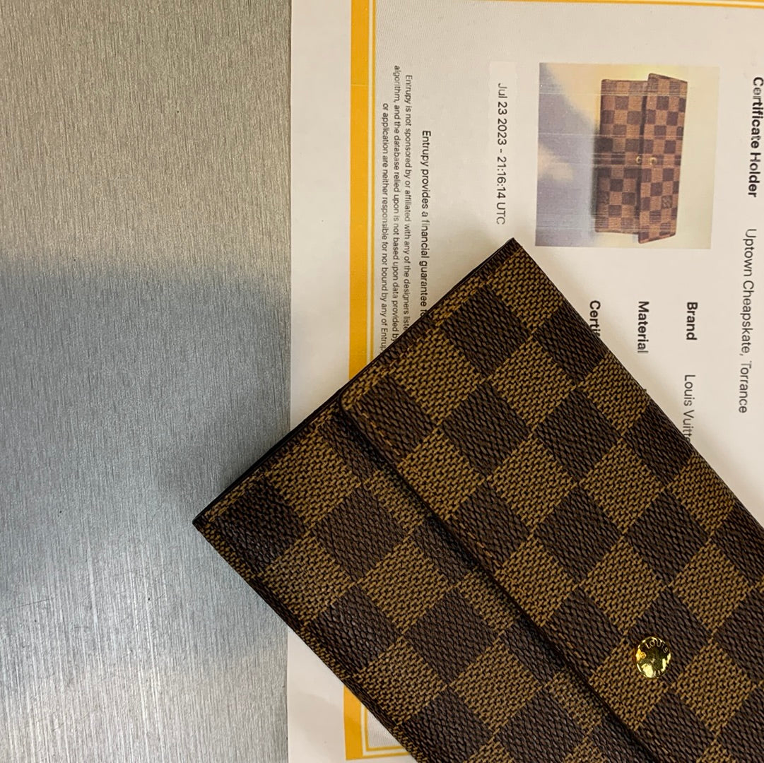 Louis Vuitton Damier Ebene International Wallet