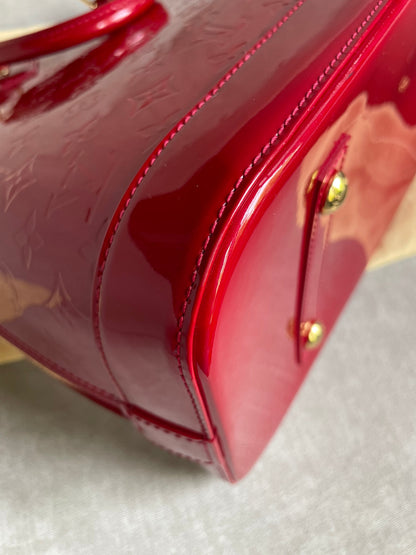 Louis Vuitton Alma PM Red Monogram Vernis (RRP £1650)