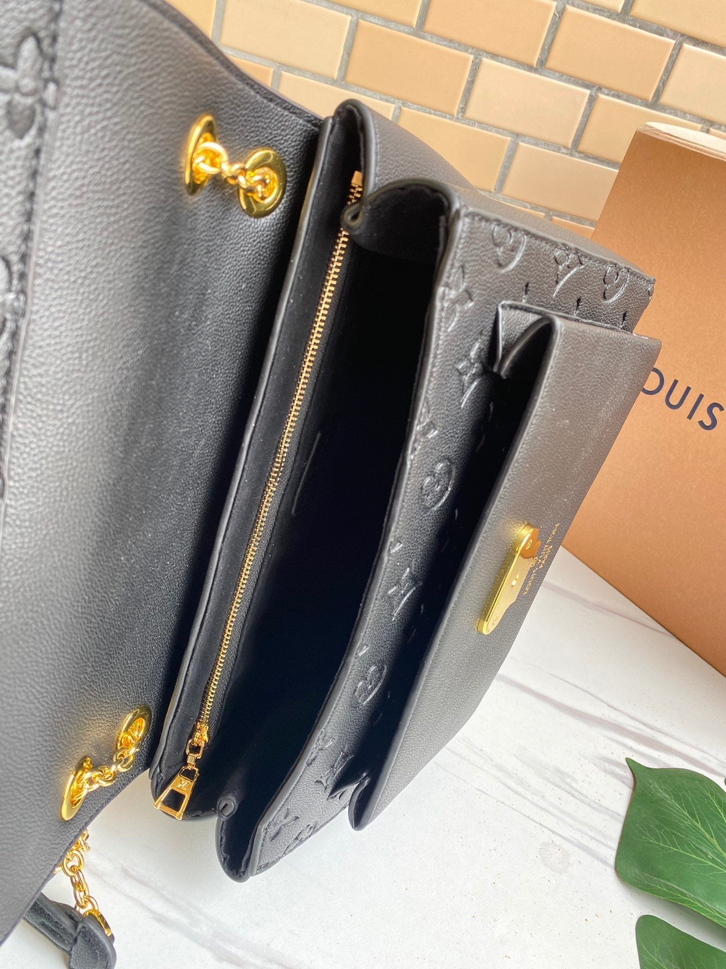 Louis Vuitton Vavin MM Bag