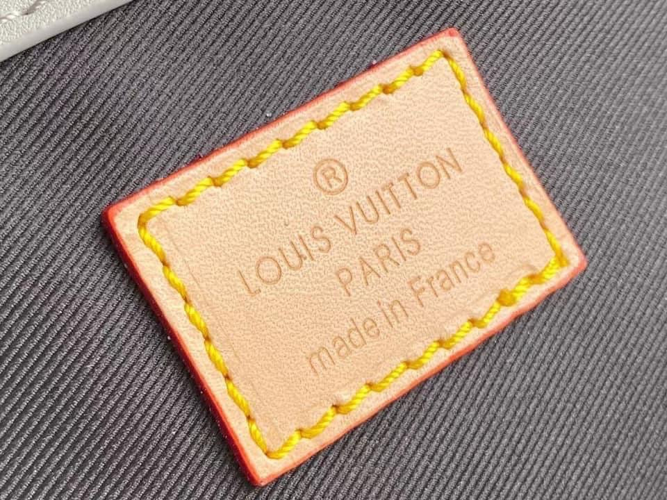 Louis Vuitton- keep all