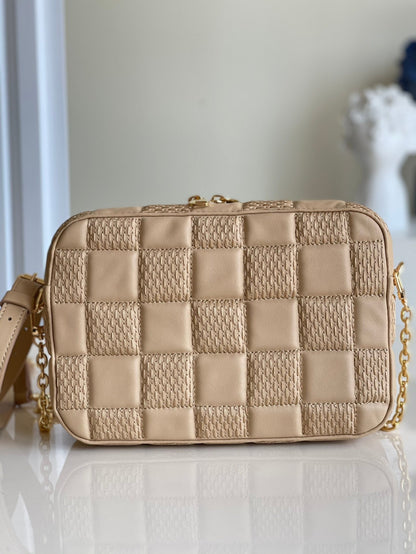 Louis Vuitton Troca MM Bag