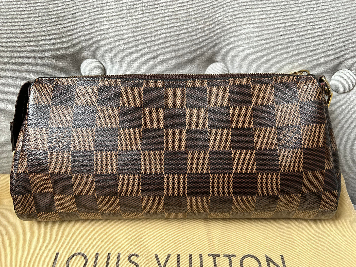 Louis Vuitton Eva Clutch Damier Ebene