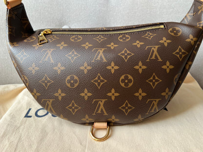 Louis Vuitton Bumbag in Monogram Canvas