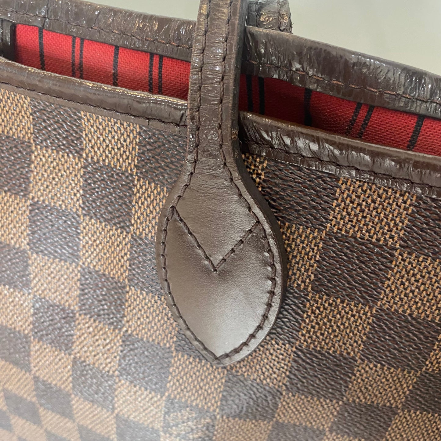 LOUIS VUITTON Damier Ebene GM Neverfull