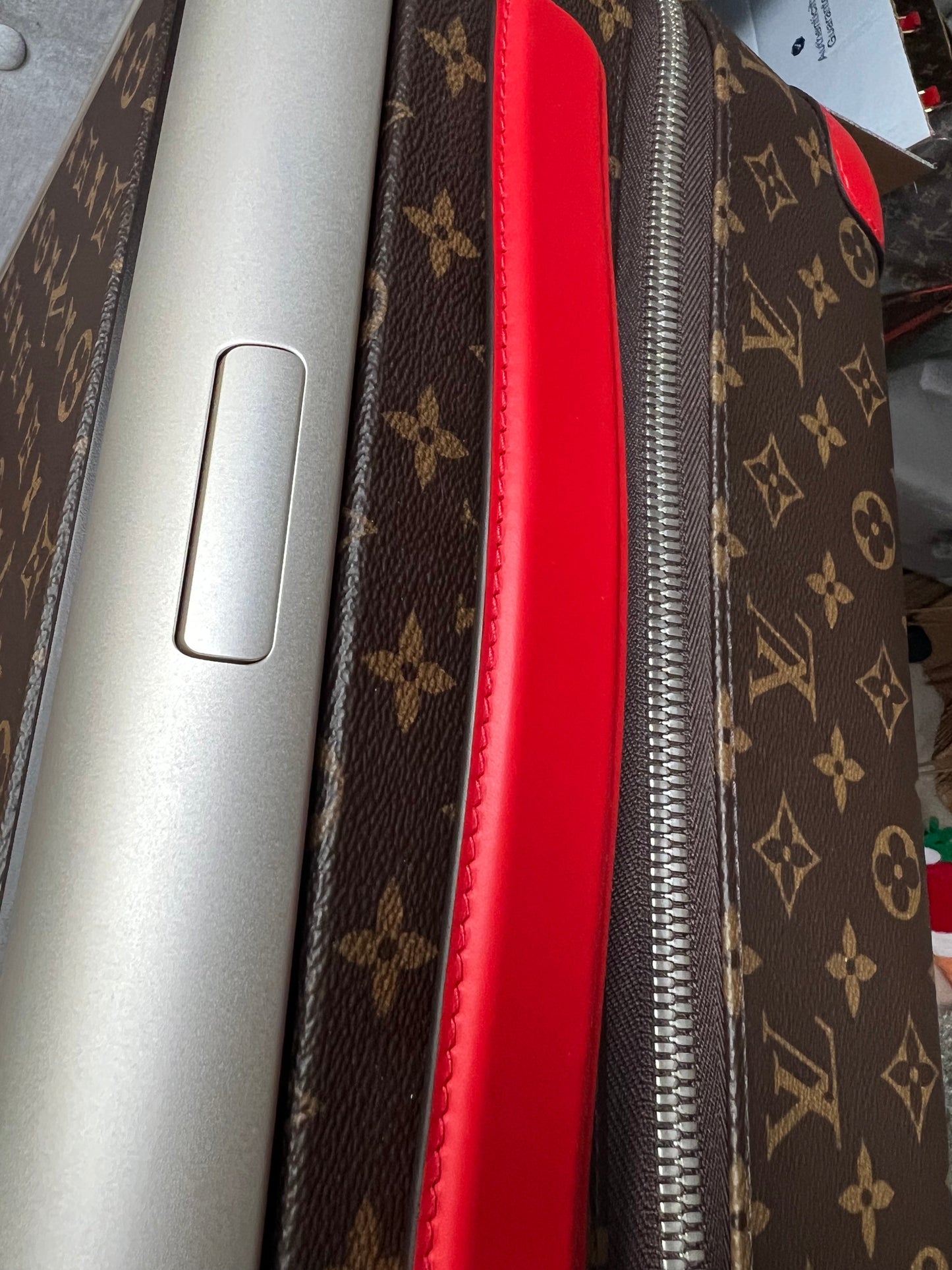 Louis Vuitton Horizon 50 Suitcase Monogram and Coquelicot (RRP £2,380)