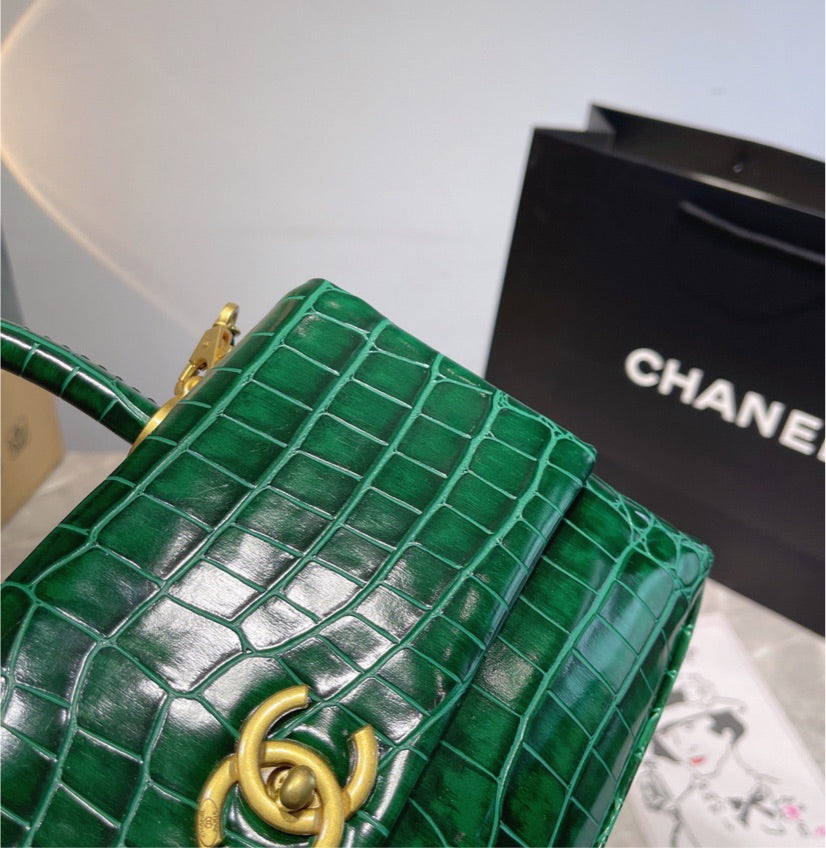 New Chanel Green Woman handbag