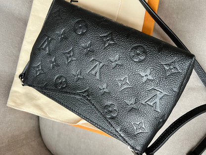 Louis Vuitton Black Monogram Empreinte Pallas Pochette