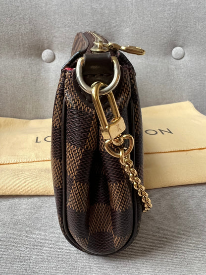 Louis Vuitton Eva Clutch Damier Ebene