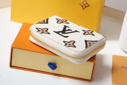 Louis Vuitton zippy coin purse