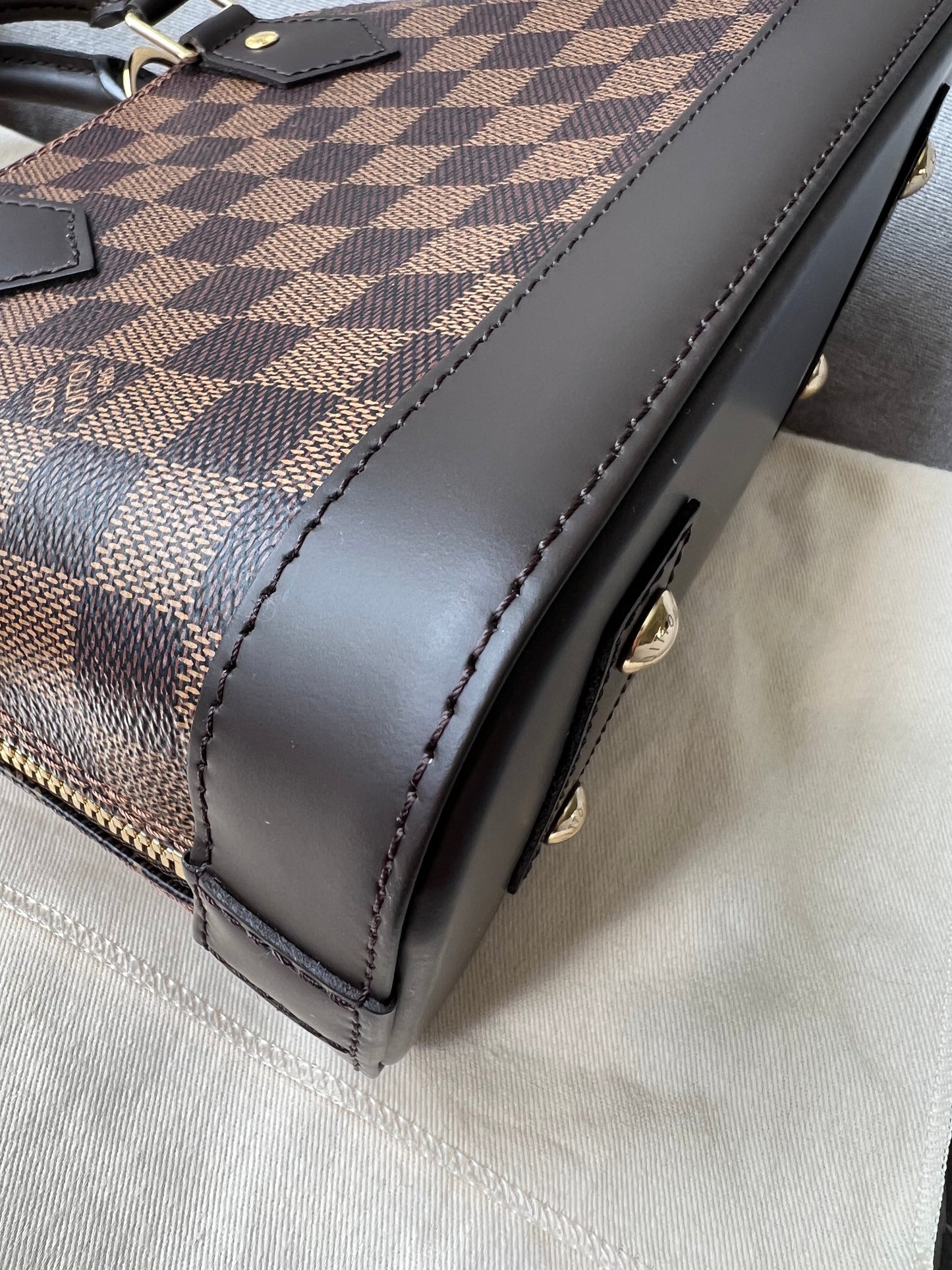 Louis Vuitton Alma BB Damier Ebene (RRP £1,260)