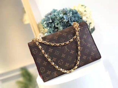 Louis Vuitton victorie handbag