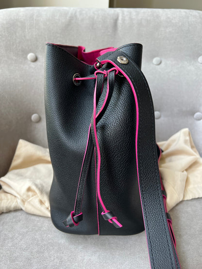 Louis Vuitton Lockme Bucket Bag in Black and Pink (RRP £2050)