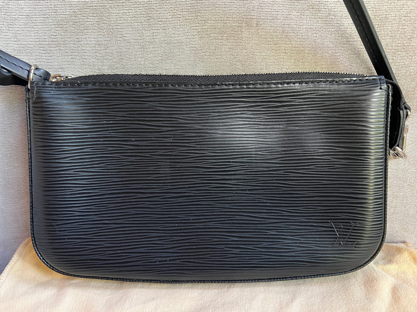 Louis Vuitton Black Epi Leather Pochette Accessoires