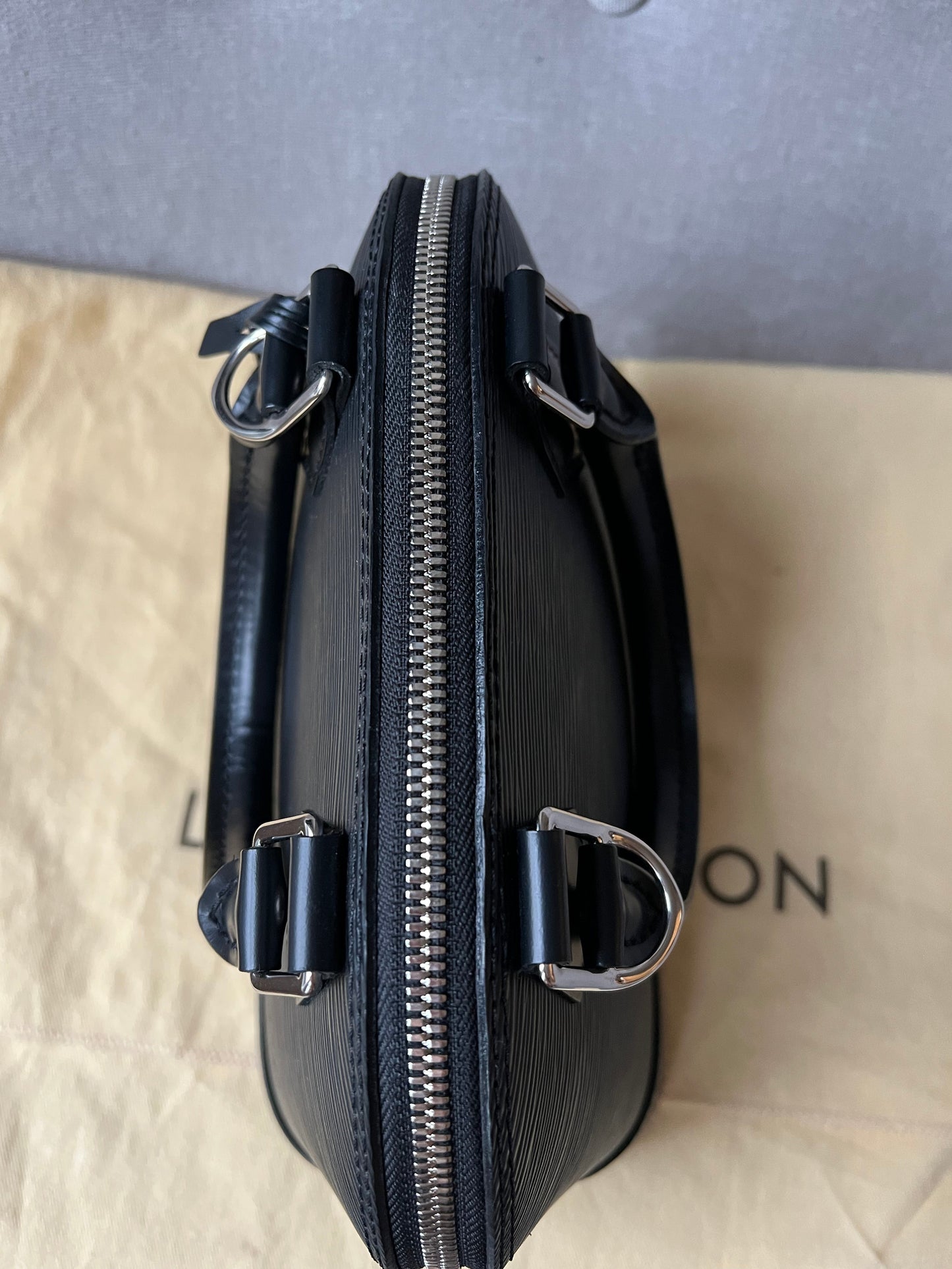 Louis Vuitton Alma BB Black Epi (RRP £1400)