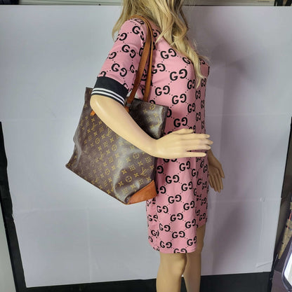 Louis Vuitton Cabas Mezzo Monogram Tote Bag