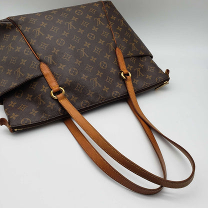 Louis Vuitton Totally MM Brown Monogram Tote Bag