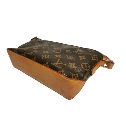 Louis Vuitton Trotteur Monogram Canvas