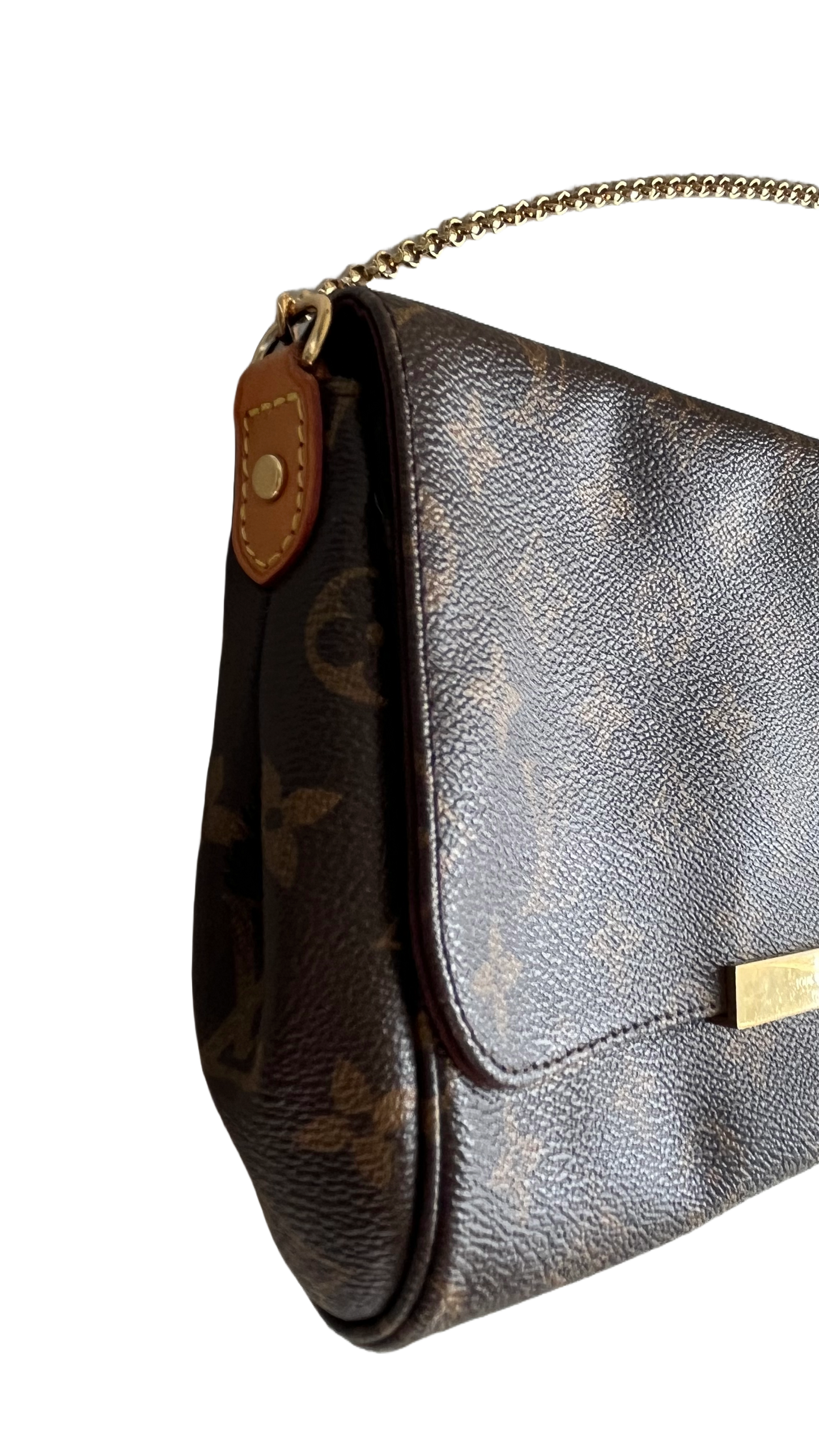 Louis Vuitton Favourite MM, Monogram Canvas